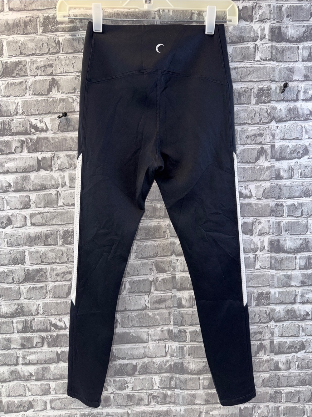 ZYIA Black Athletic‎ Leggings with White Side Panels